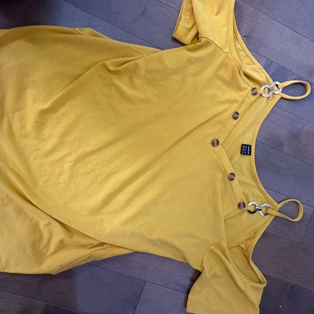 SHEIN Mustard Top with Button Accents
